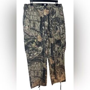 Mossy Oak Men's Camouflage Cargo Pants - Woodland Camo